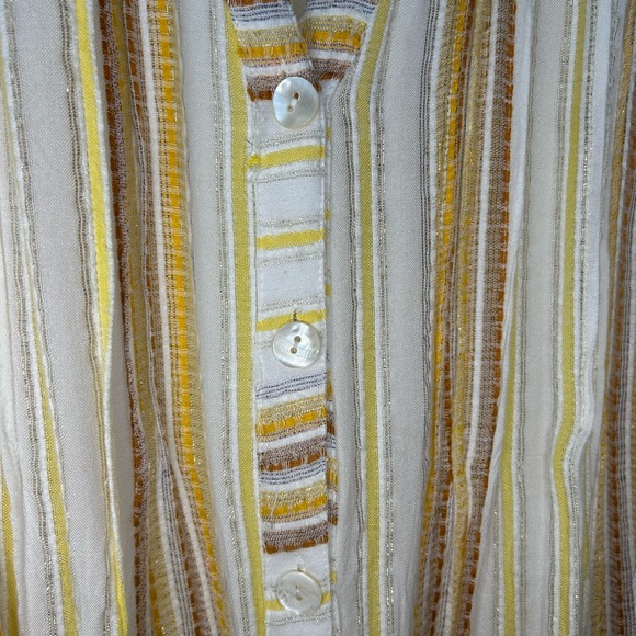 Lightweight Metallic Accent Tunic Plus - Picture 3 of 7